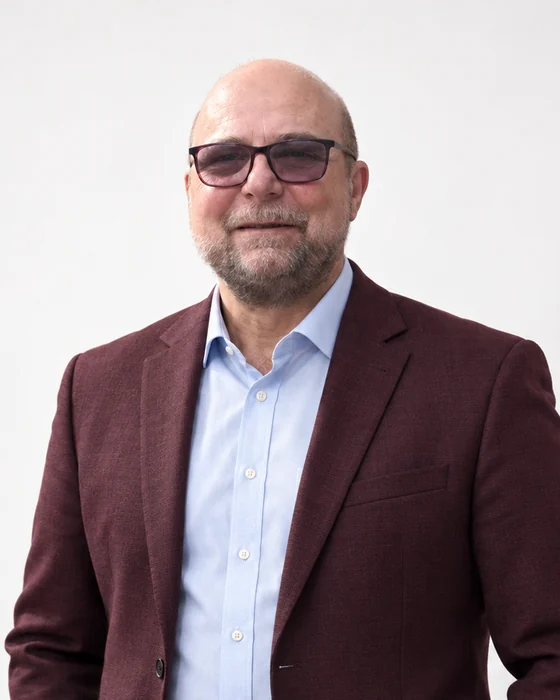 Lic. Claudio Daniel Umana — Psicólogo en Comunidad Amanecer