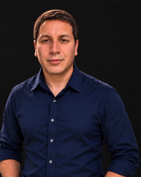 Lic. Mauro León — Director del Departamento de Sistemas en Comunidad Amanecer